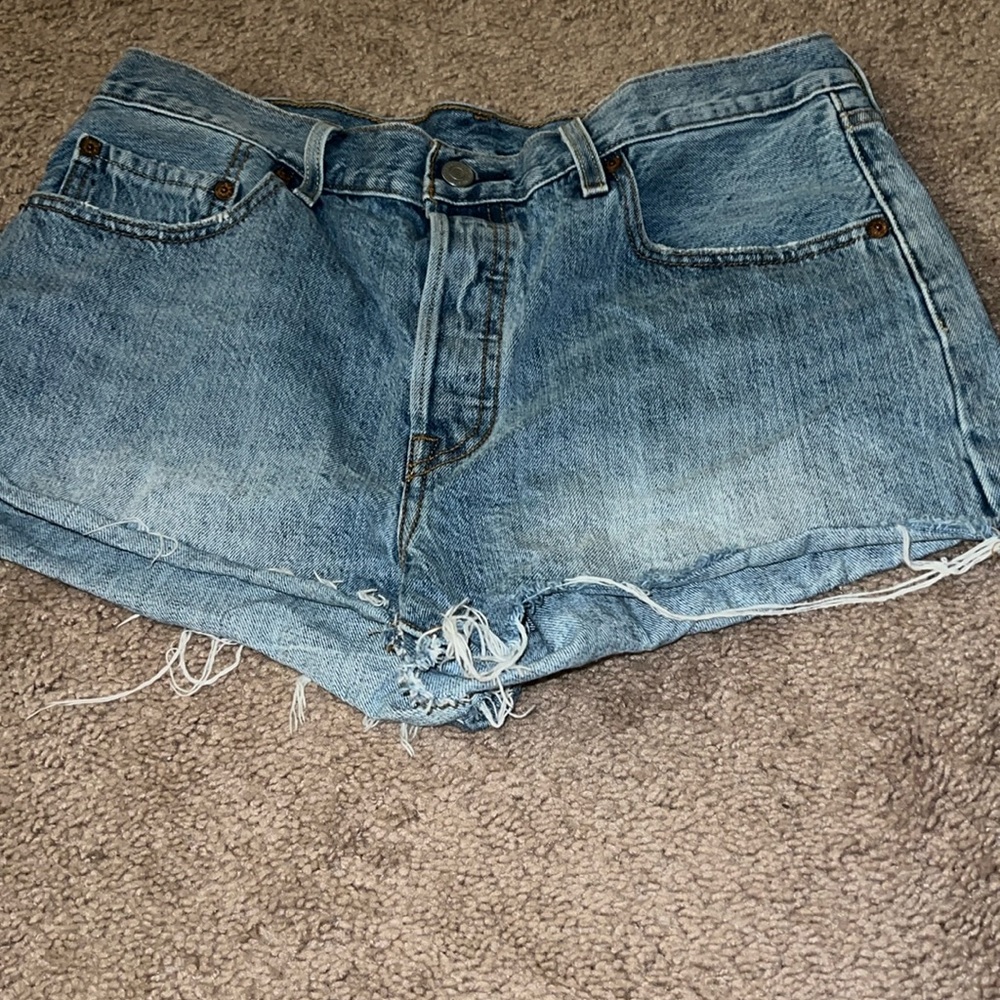 brand new levi shorts
